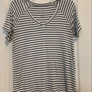 navy and white stripped loose fitting t shirt